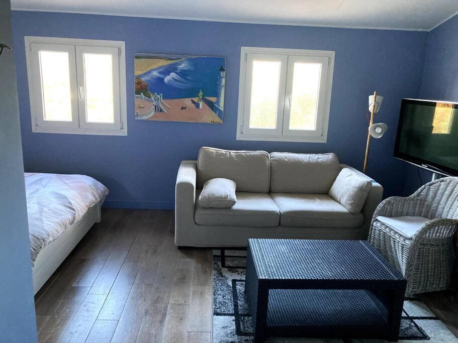 Agreable Chambre D'Hotes Avec Vue Sur Les Collines Leilighet La Colle-sur-Loup Eksteriør bilde